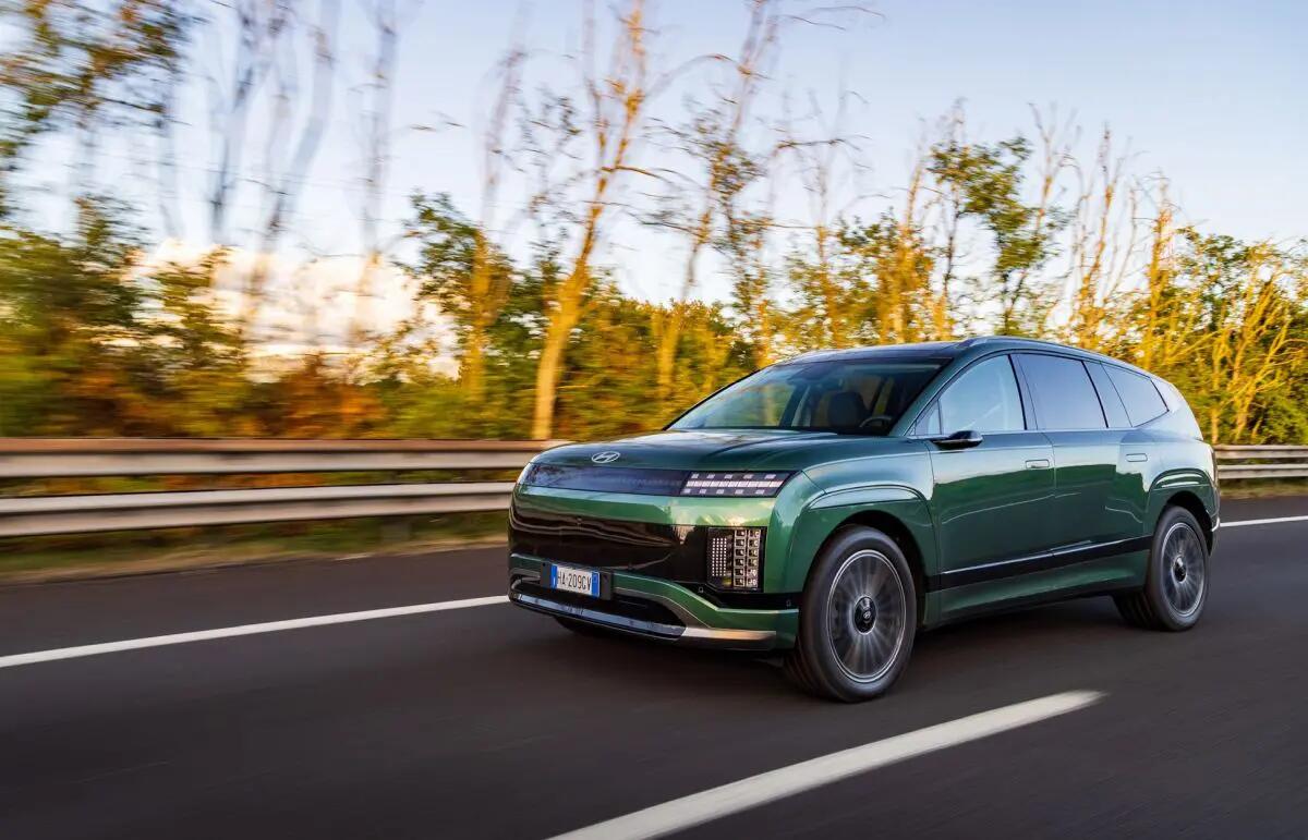 Hyundai accelera sui servizi energetici EV con V2G e V2H - 