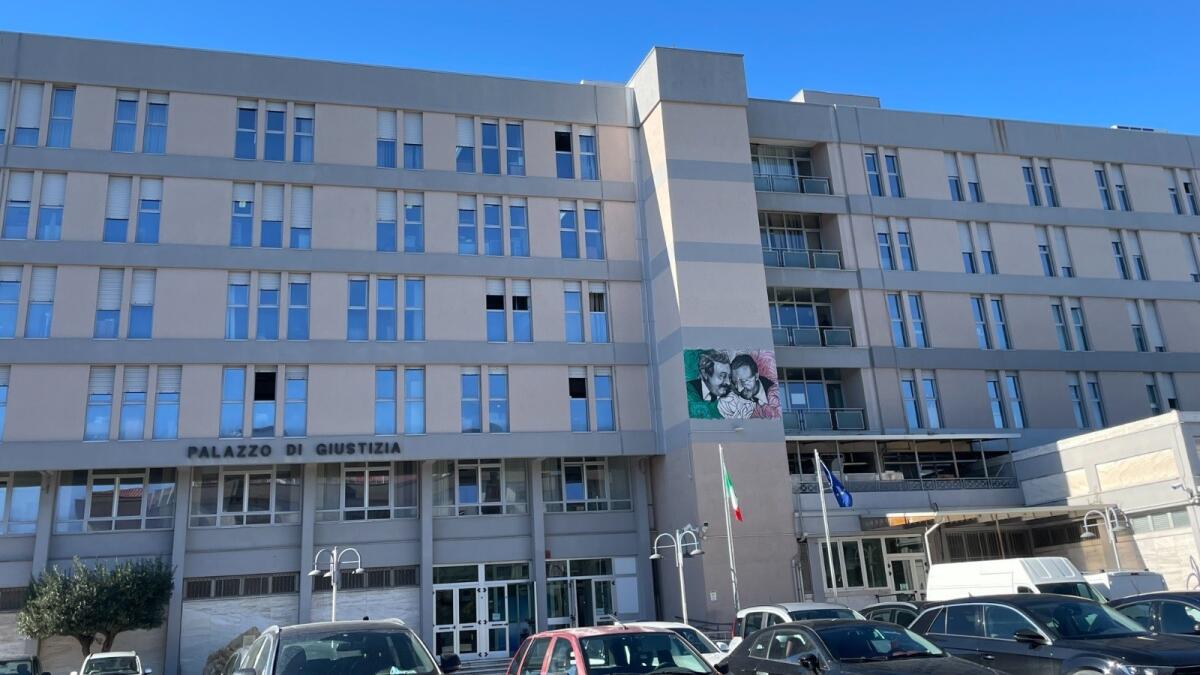 Processo sul naufragio di Cutro, stop alle telecamere in aula: vietate le riprese tv - 