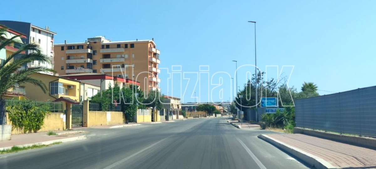 Crotone, modifiche alla viabilità in Via Nazioni Unite per lavori agli impianti elettrici - Foto: Redazione