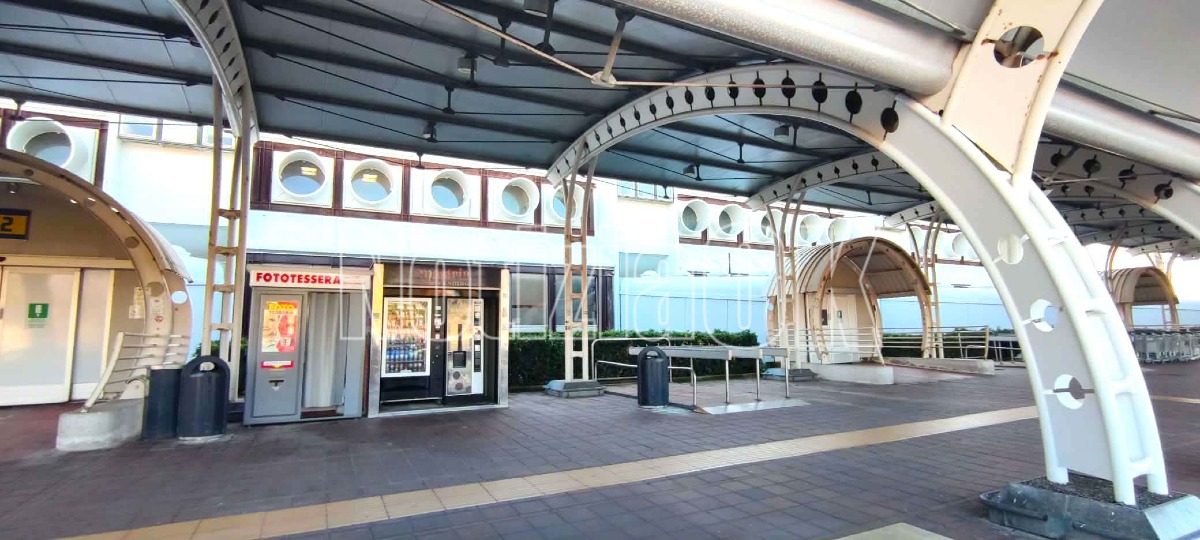 Lamezia Terme –Tirana, voli Ryanair: load factor all’87% a dicembre 2025 - 