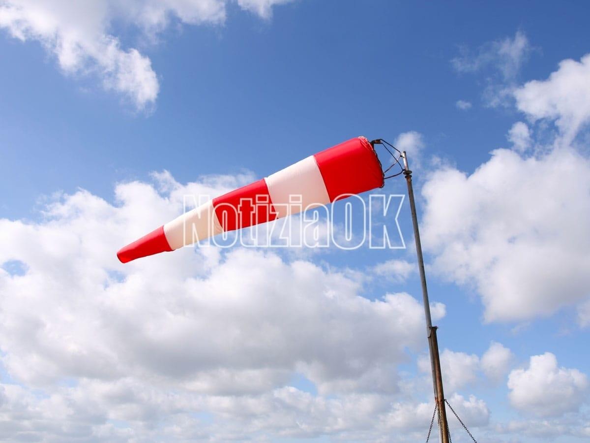 Amantea, mareggiata sulla SS 18: tratto stradale sotto osservazione - 