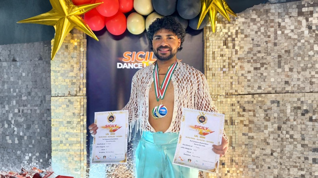 Davide Nicoletta trionfa a Catania: primo posto in Salsa e Bachata Shine - 
