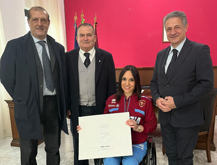 Reggio Calabria, il Questore Sirna incontra la campionessa paralimpica Enza Petrilli - 