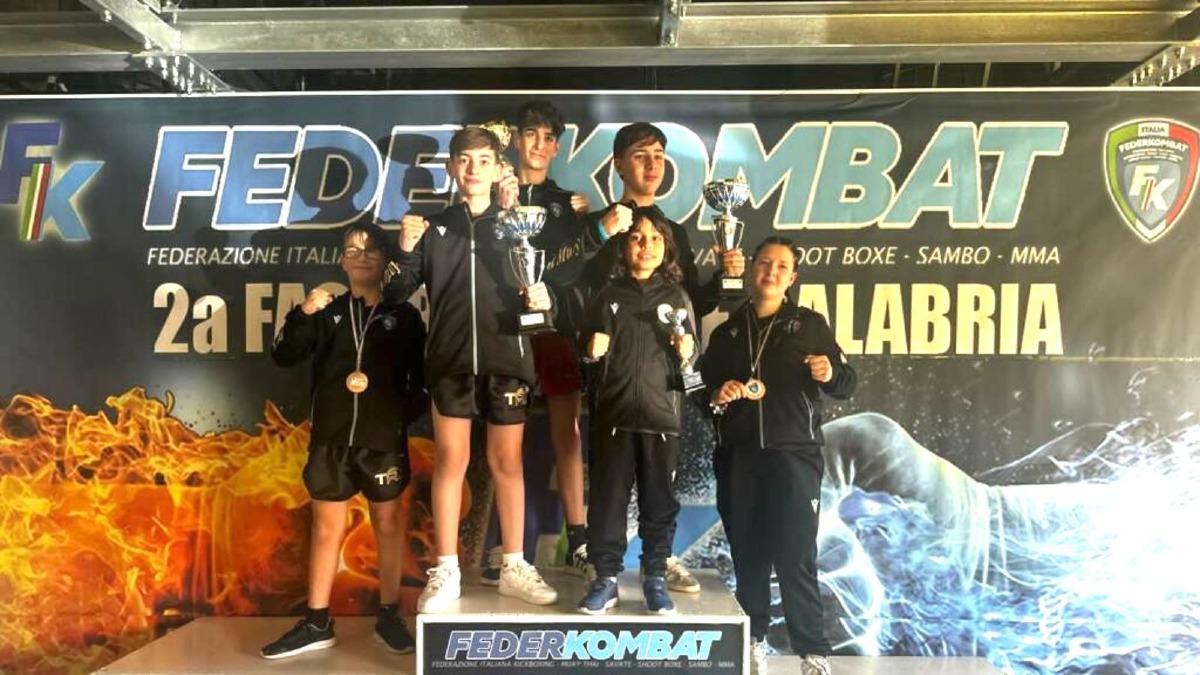 La Gold Nak Muay di Crotone protagonista alla seconda fase regionale Federkombat - 