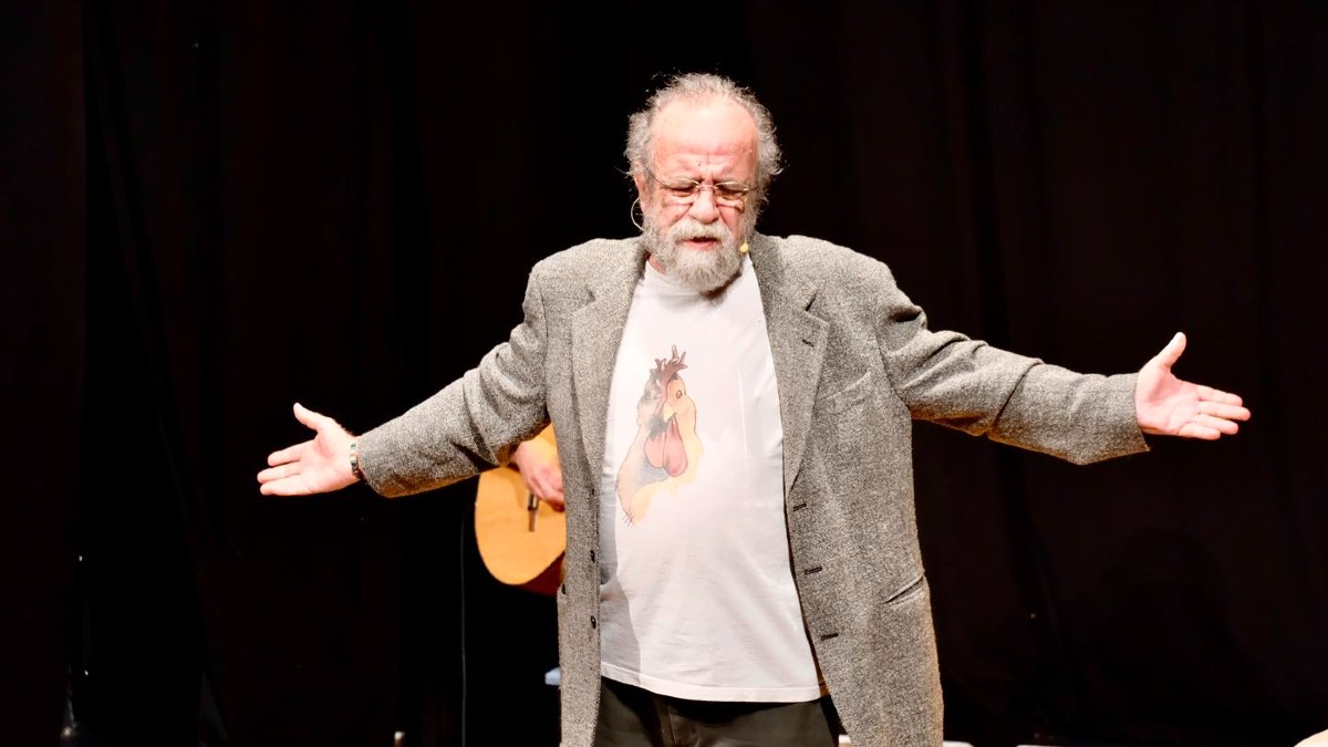 Cassano all’Ionio, debutto col botto: Covatta apre la stagione teatrale 2026 - 