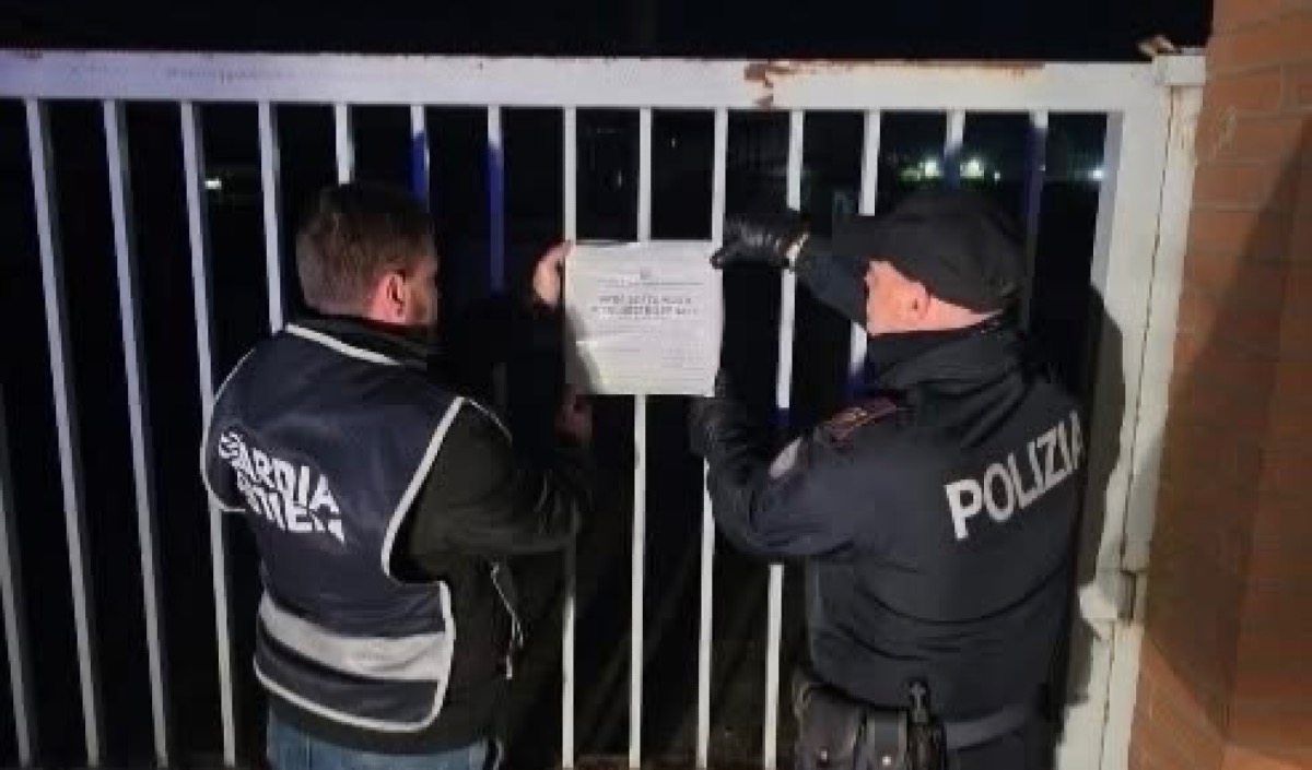 Crotone, operazione “Focus ‘Ndrangheta”: due denunce e un’attività commerciale sequestrata - 