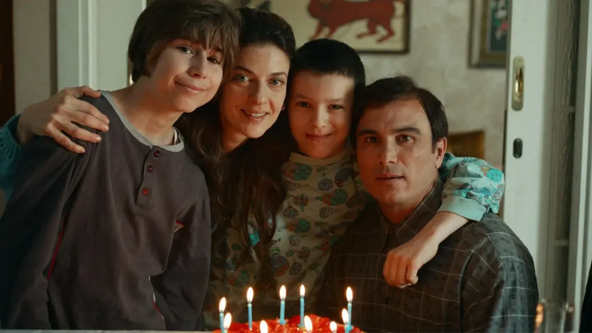 “Familia” di Francesco Costabile, oggi al circolo Cinalci di Crotone - 