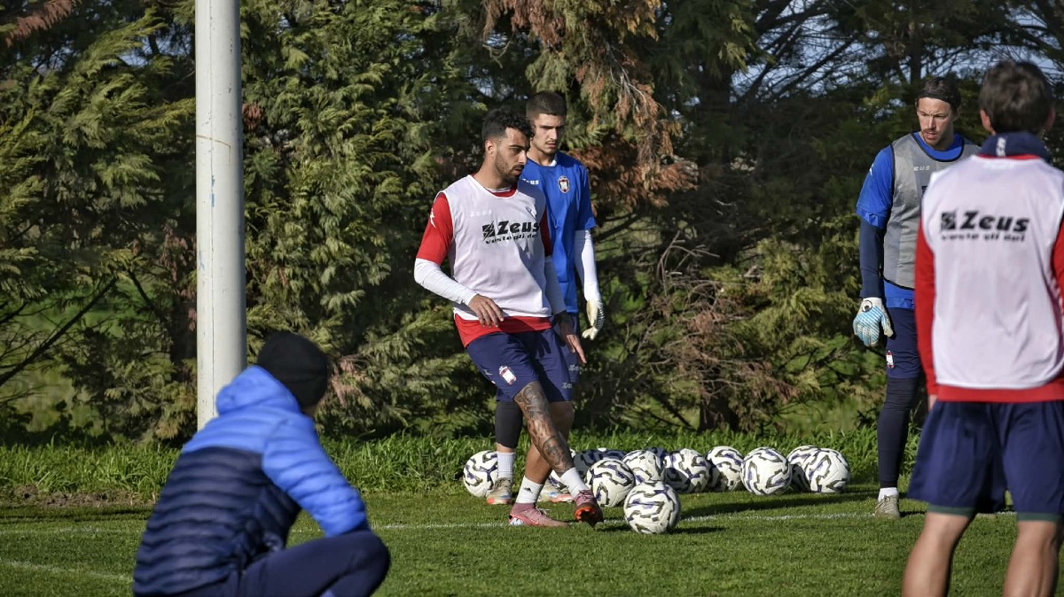 Serie C | Crotone, rientra Novella in vista della seconda trasferta settimanale - 