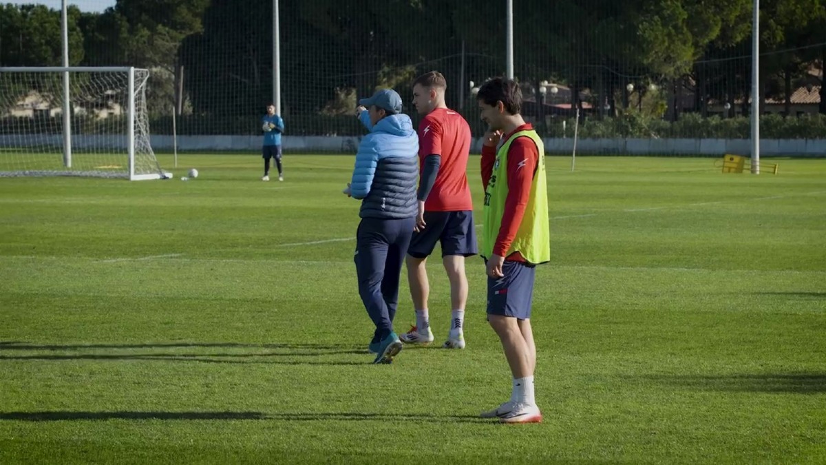 Crotone Calcio | Zaini in spalla, occhi puntati sullo scontro diretto: Longo farà a meno di un difensore - 