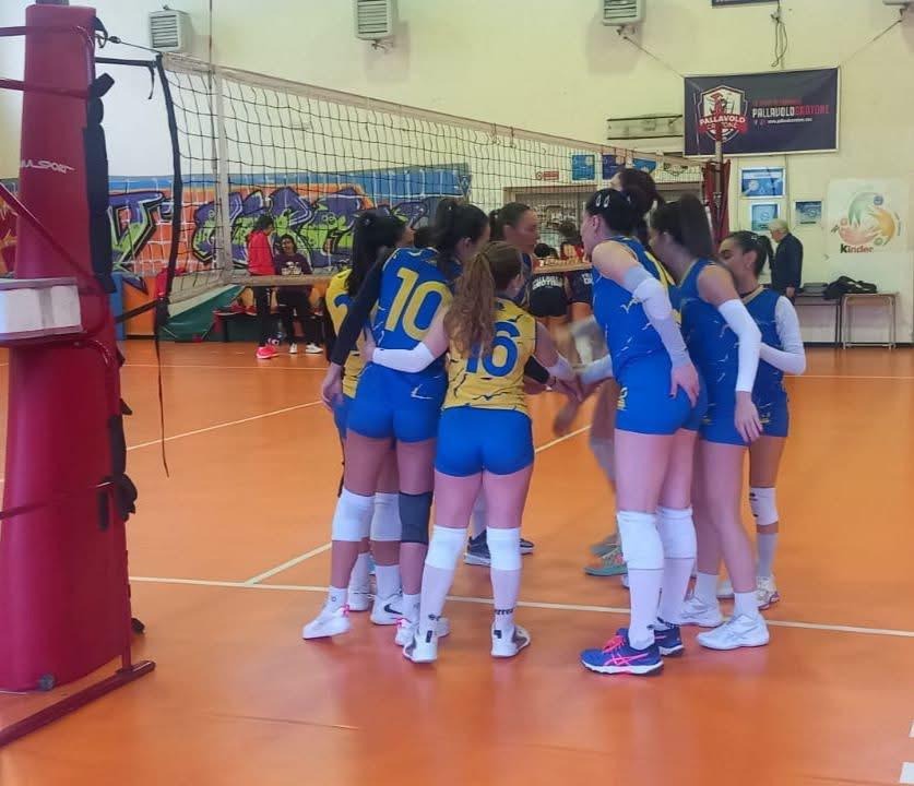 La Pallavolo Rossano vince a Crotone: 3-0 e primato consolidato - 