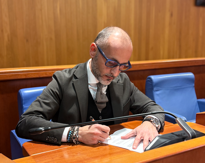 Praia a Mare, De Caprio su Ospedale: "Dialisi, vince il diritto alla salute" - 