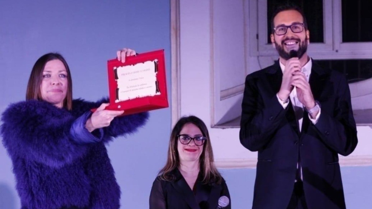 Con Alberico Lombardi e Loredana Errore l’amore si muove - 