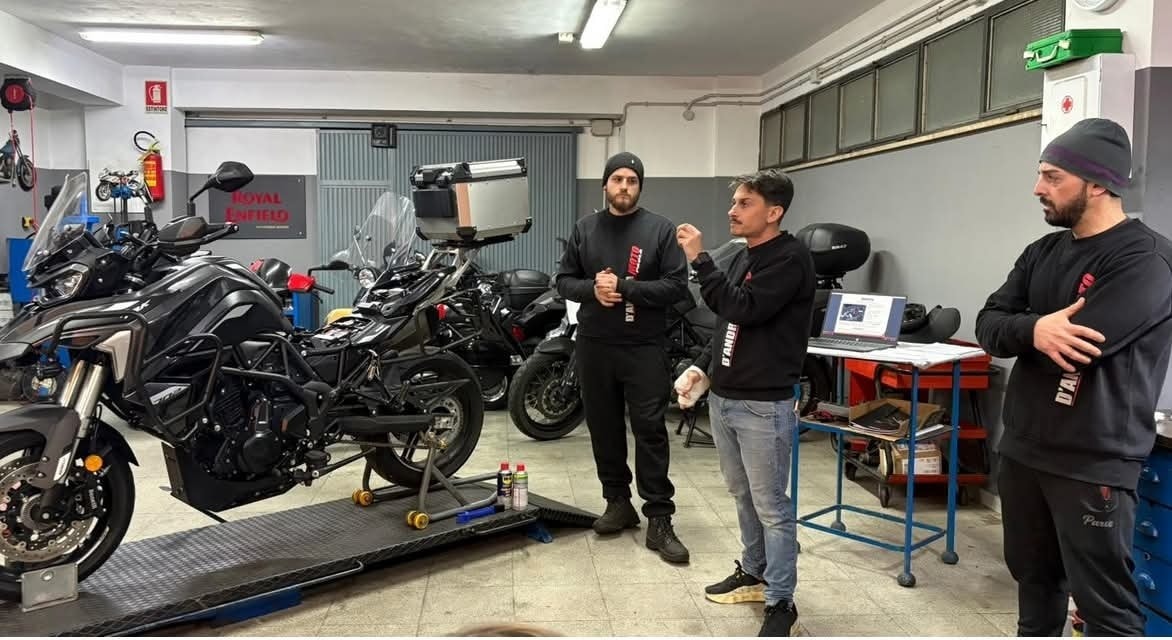 D’Andrea Moto accende la sicurezza a Paola: successo per il primo workshop gratuito - 