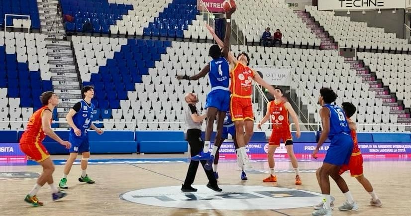 Academy Basket Catanzaro U19 combatte a testa alta ma deve arrendersi a Bresca: 79-67 - 