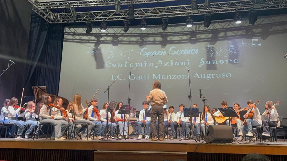 Lamezia Terme, l'I.C. Gatti-Manzoni-Augruso: tra trionfi orchestrali e innovazione digitale - 