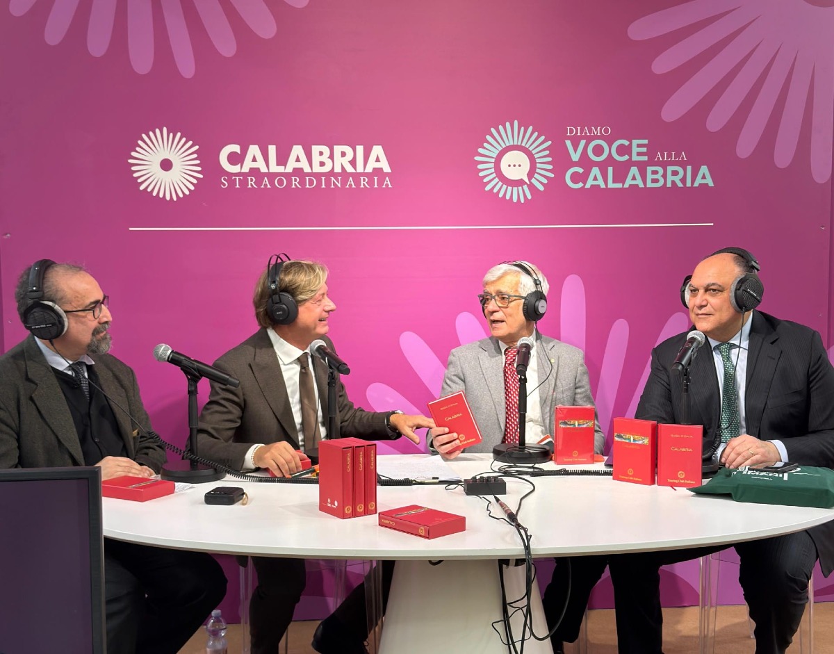 Presentata alla BIT di Milano la nuova Guida Rossa Touring Club dedicata alla Calabria