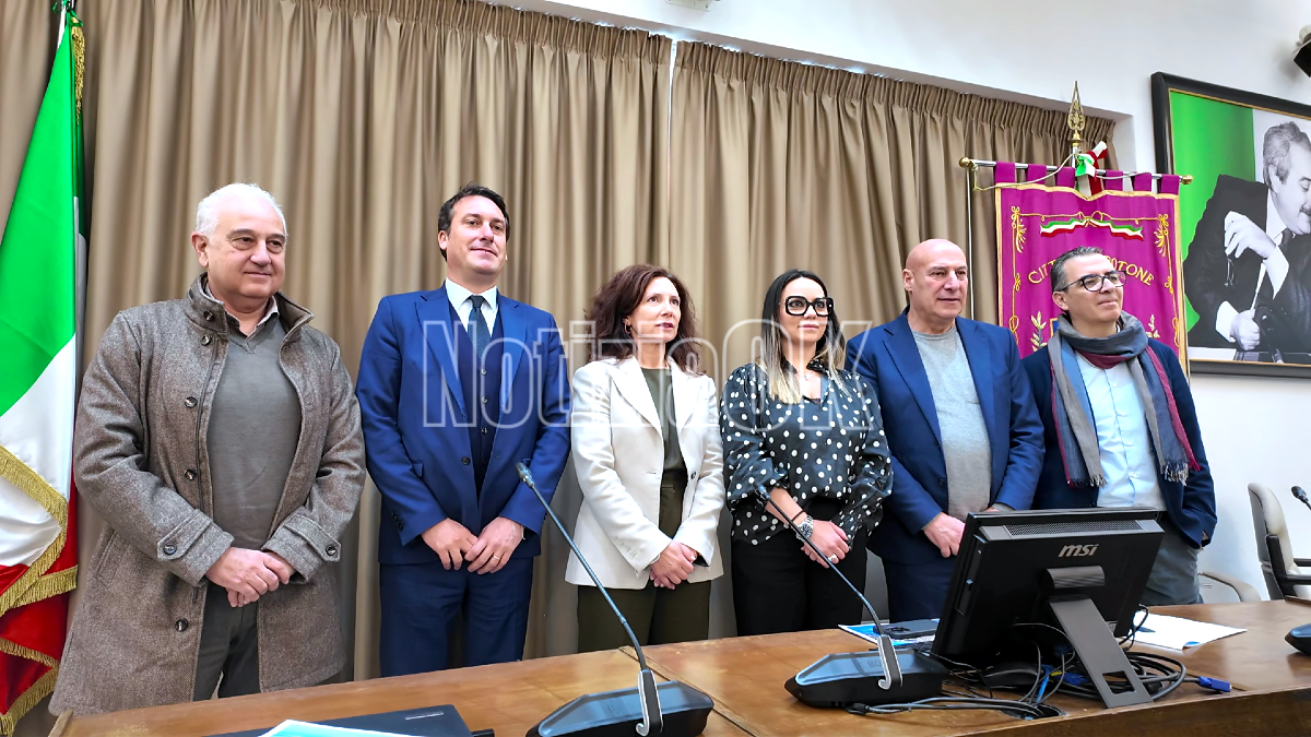 (VIDEO) Crotone, 42 navi nel 2026: +50% di scali e 30mila crocieristi in arrivo - 