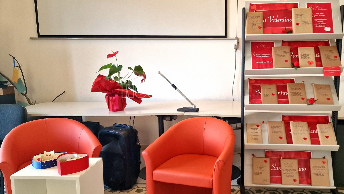 San Valentino a Crotone - Amore tra parole e musica alla Biblioteca Armando Lucifero - 