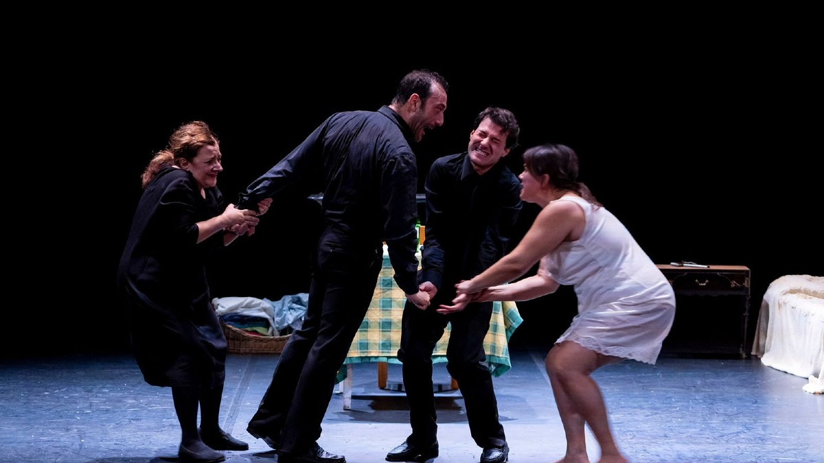 Università della Calabria, applausi per “Morte accidentale di un anarchico” - 