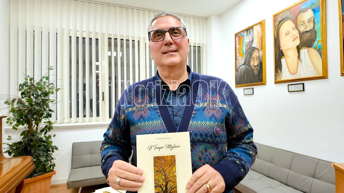 Crotone - Dalla divisa alla poesia: Gabriele Marino, il finanziere che scrive il tempo migliore - 