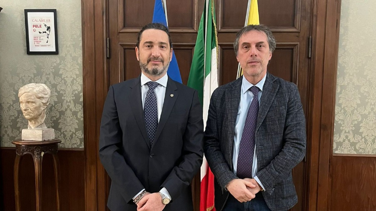 Catanzaro accoglie il neo console uruguaiano Alfredo Sguglio a Palazzo de Nobili - 