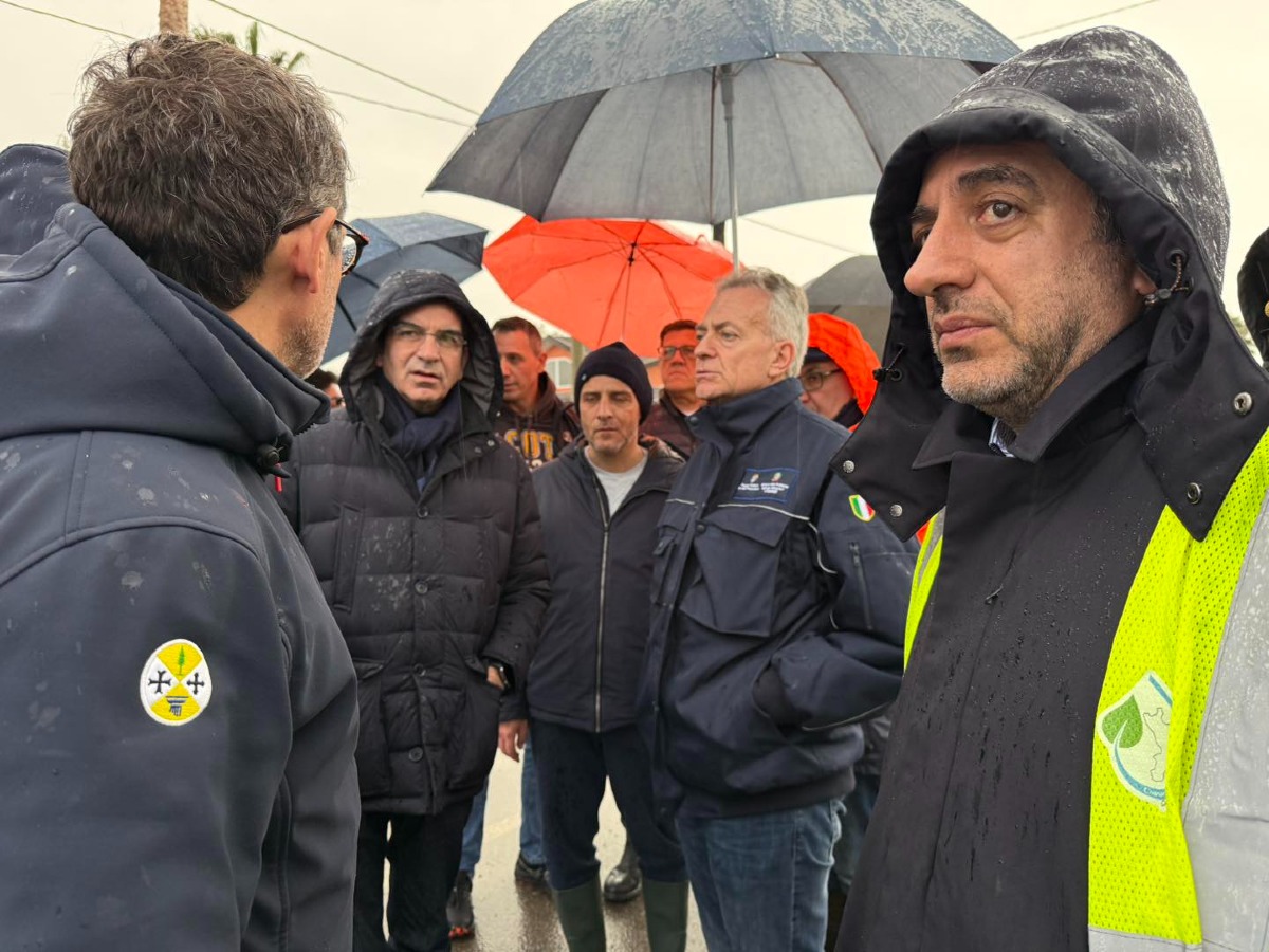 Occhiuto sui Laghi di Sibari dopo l’esondazione del Crati