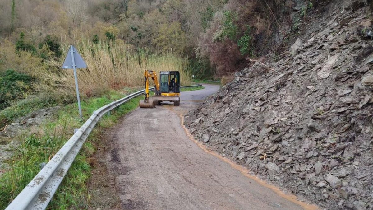 Fuscaldo sotto il maltempo, autobotti in azione per garantire l’acqua potabile - 