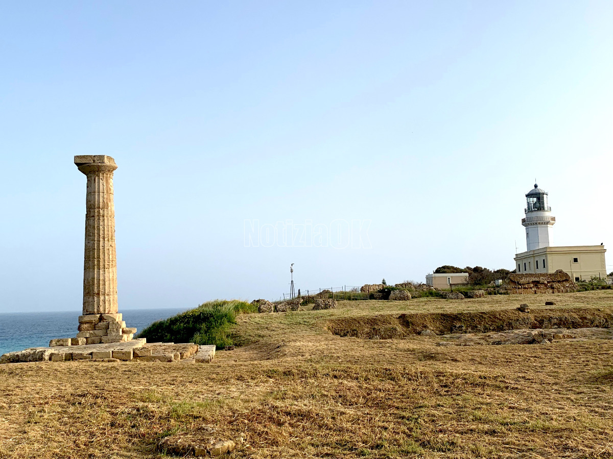 Crolla l'Arco degli Innamorati in Puglia: «Proteggiamo la colonna di Capo Colonna» - Foto: Redazione