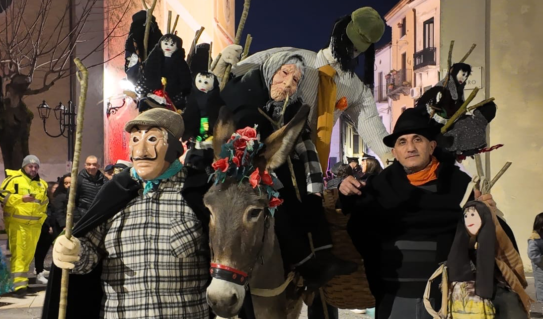 Laino Borgo rinnova il rito de “’A Corajisima” - “’A Corajisima” - Foto: Uff. Stampa Comune di Laino Borgo