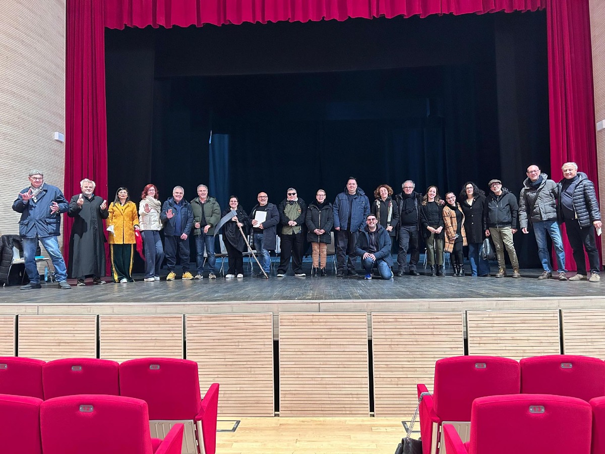 I giornalisti di Crotone sul palco per i 30 anni della mensa Padre Pio - Foto: Redazione 