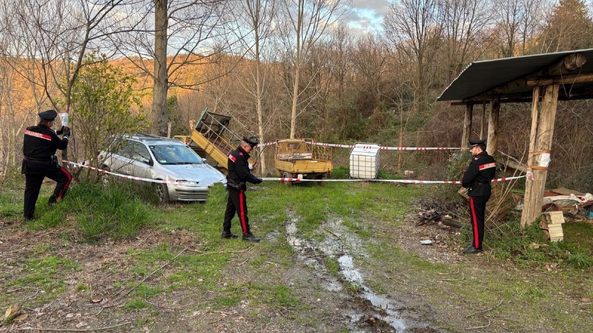 Discarica abusiva scoperta a Motta Santa Lucia, due denunciati - Foto: US Carabinieri