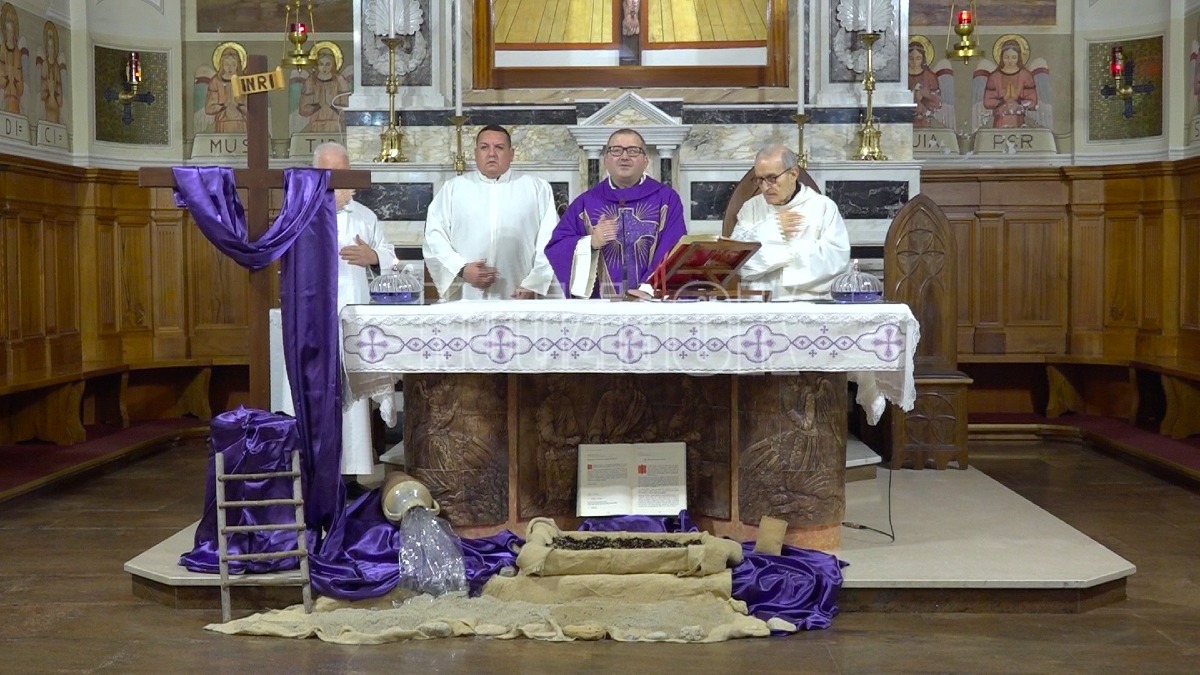 Steccato di Cutro, don David Fiore: «Non possiamo abbassare gli occhi» - Foto: Redazione 