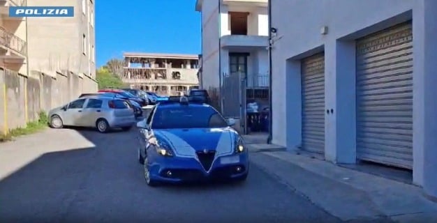 Castrovillari, Polizia di Stato: eseguita una perquisizione e sequestro di sostanza stupefacente - Foto: Uff. Stampa Questura di Cosenza