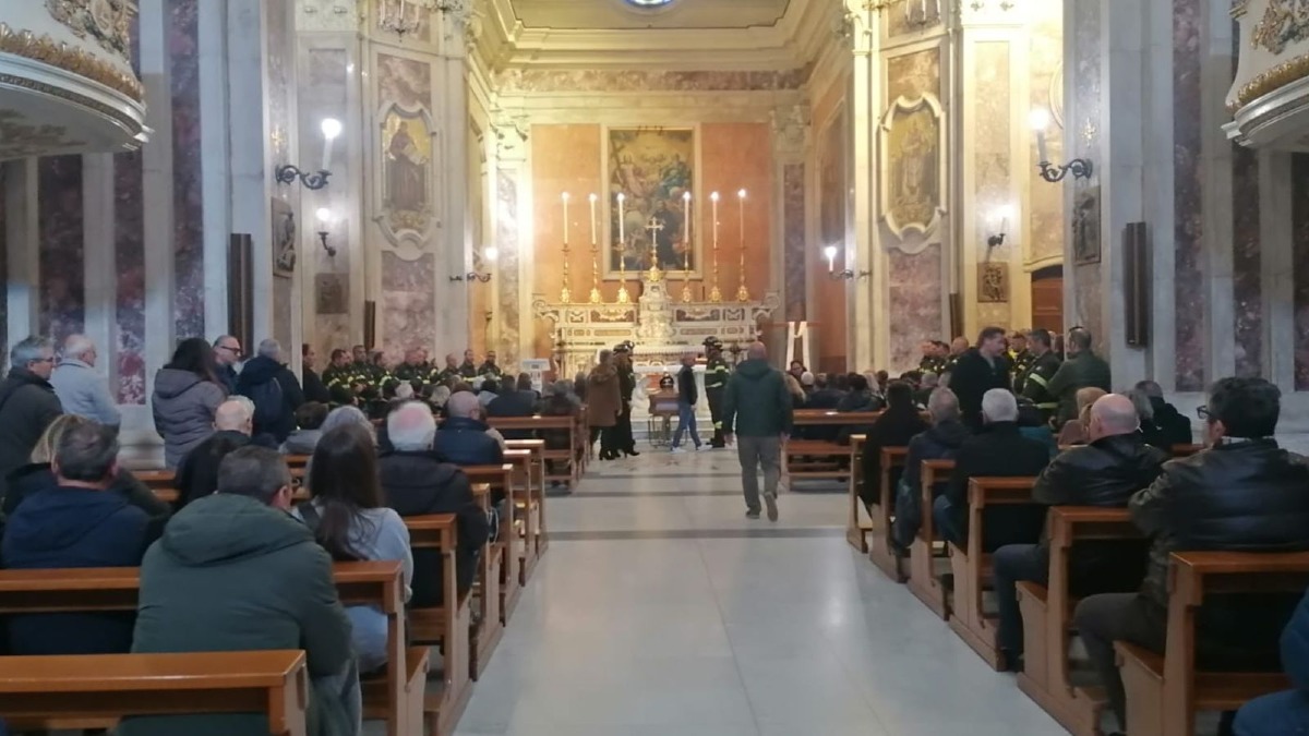 (VIDEO) Catanzaro, l’ultimo saluto al vigile del fuoco Diego Amelio - Foto: Vigili del fuoco 