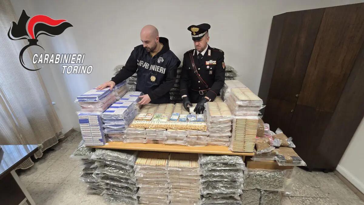 Sequestrata nel Torinese quasi mezza tonnellata di droga, tre arresti - 