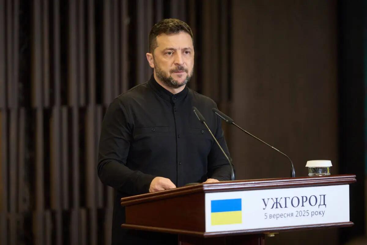 Zelensky “Attacco dei russi con più di 400 droni e circa 40 missili” - 