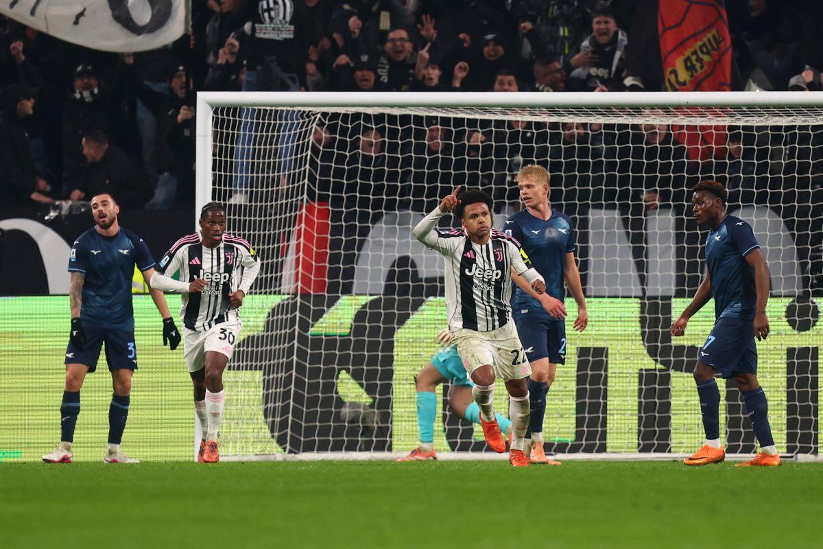 Kalulu salva la Juve e beffa la Lazio al 96°, a Torino finisce 2-2 - 