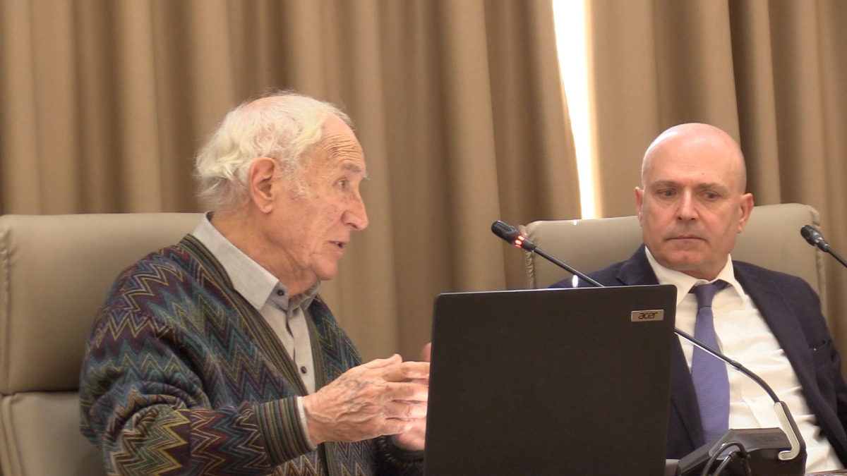 Menzione Speciale Enrico Franza - crotone - redazione 10.02.2026