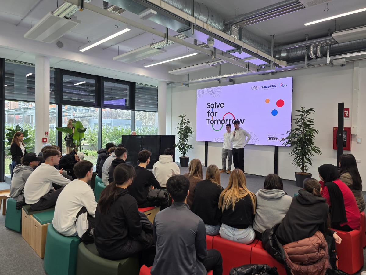 Studenti del Donegani Presentano Kroove alle Olimpiadi (Donegani 11.2.2026) 9