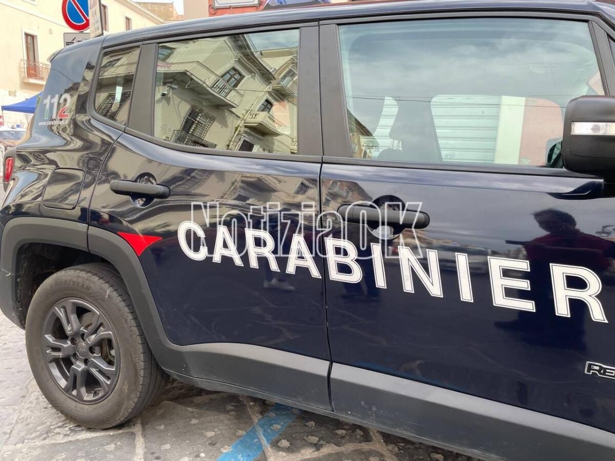Cotronei, colpisce il convivente alla testa: donna arrestata dai Carabinieri - carabinieri redazione