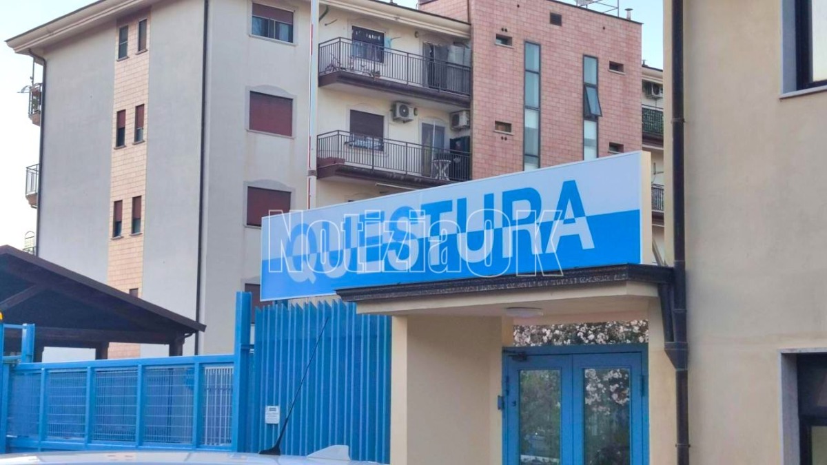 Crotone, inaugurata “Una stanza tutta per sé”: spazio protetto per le donne vittime di violenza - Foto: Redazione