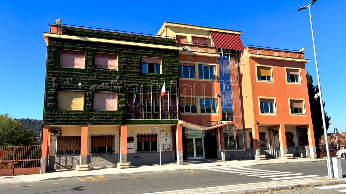 Crotone, Arpacal su amianto negli Istituti Scolastici: "Totale assenza di fibre"