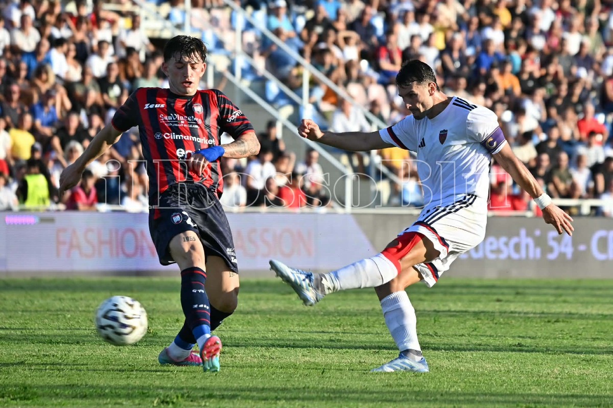 #CrotoneCavese | Longo fa i conti con le diffide: quattro calciatori a rischio squalifica - Foto: Redazione