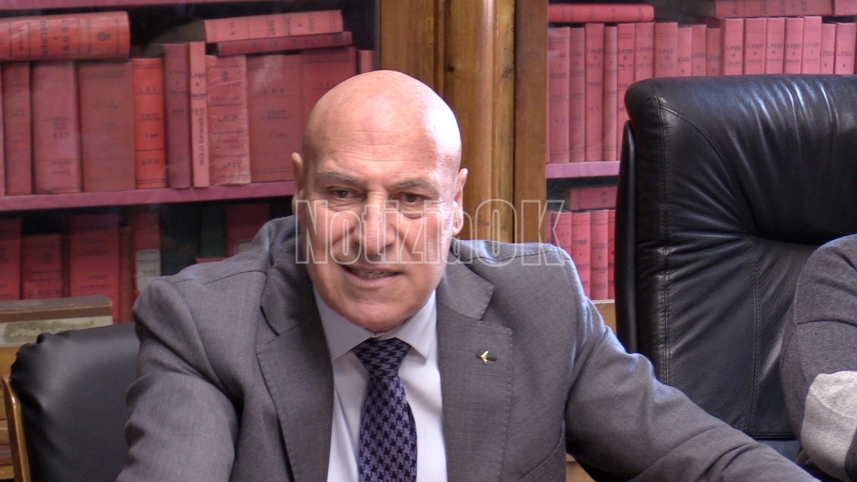 Crotone - Voce: “Colpita organizzazione mafiosa, grazie alla Polizia” - Foto: Redazione