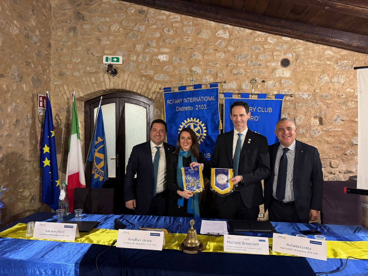 A Strongoli formazione e riflessioni sul potere del dialogo - Foto: Ufficio stampa Rotary Club Strongoli