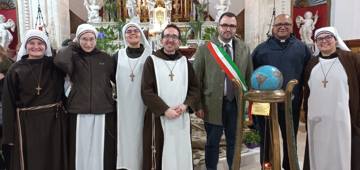 Petilia Policastro,  accesa la lampada alla Sacra Spina - Foto US Comune Petilia Policastro