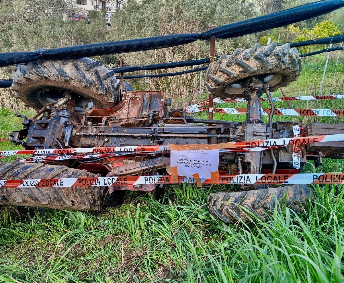Trattore si ribalta, uomo ricoverato in Terapia Intensiva all'Annunziata di Cosenza - Foto: Uff. Stampa Comune di Rende