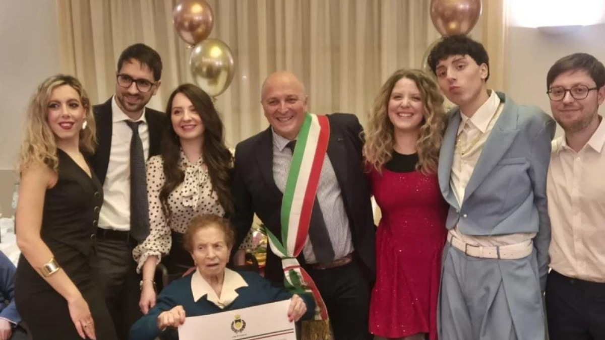 Cosenza festeggia i 100 anni di Carolina Blasi, una vita tra fede e solidarietà - Foto Barbara Marchio 