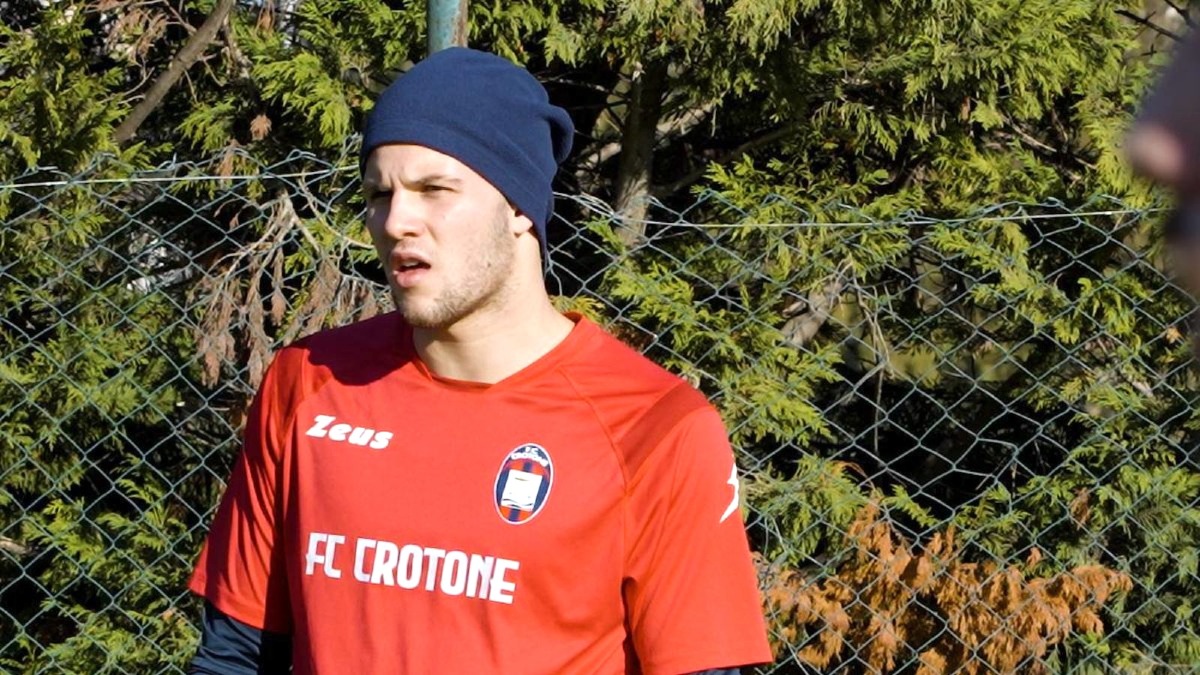 Serie C | Russo si racconta: “A Crotone per crescere e segnare il più possibile” - Foto US FC Crotone 