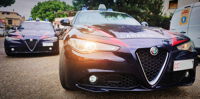 Lamezia Terme, viola i domiciliari ed evade: due arresti dei Carabinieri - Foto US Carabinieri 